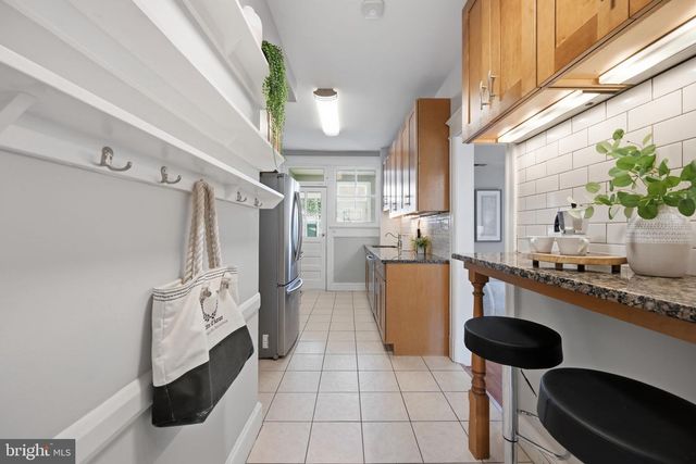 443 KENYON ST NW, Washington, DC 20010