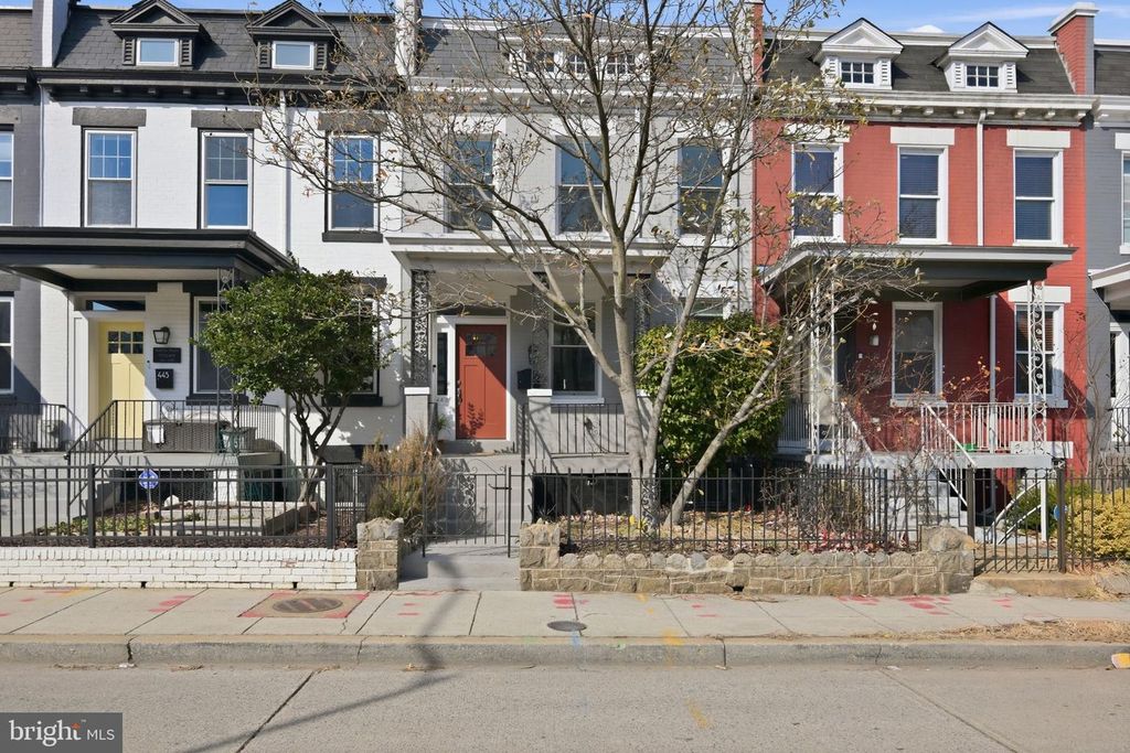 443 KENYON ST NW, Washington, DC 20010