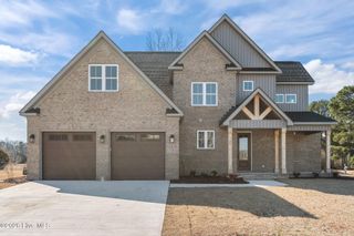 100 Blackwater Drive, Winterville, NC 28590