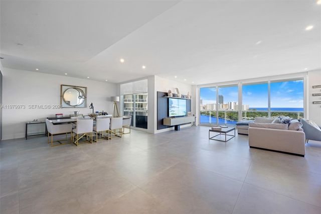 3802 NE 207th St 1101, Aventura, FL 33180