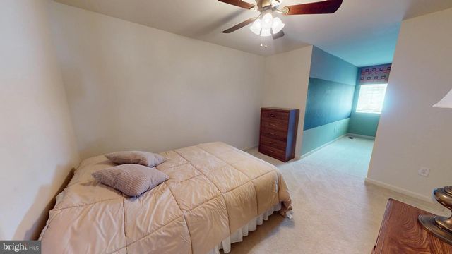 153 CAMBRIDGE LN, Lewistown, PA 17044