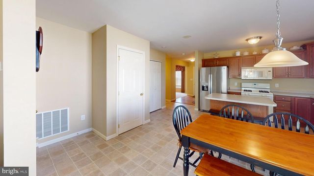 153 CAMBRIDGE LN, Lewistown, PA 17044