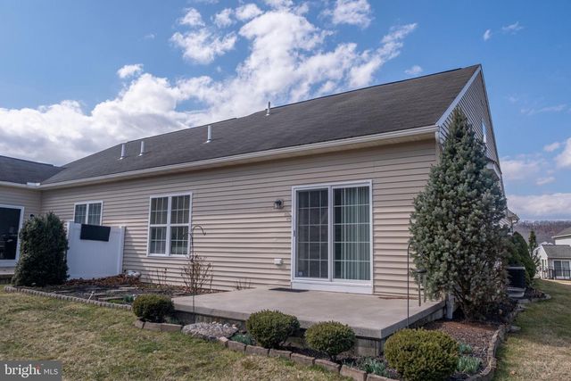 153 CAMBRIDGE LN, Lewistown, PA 17044