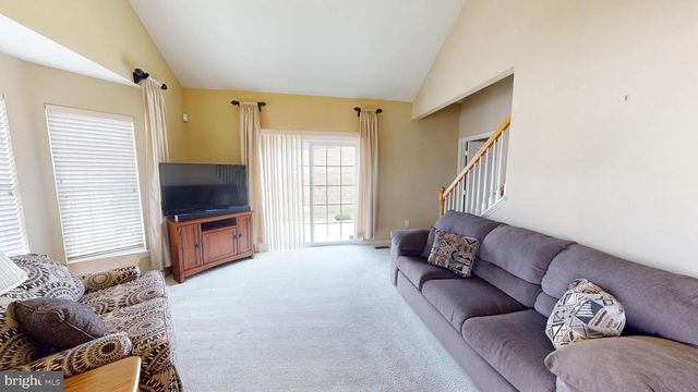 153 CAMBRIDGE LN, Lewistown, PA 17044