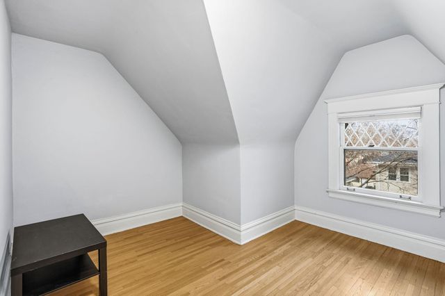 1470 W 35th Street, Minneapolis, MN 55408