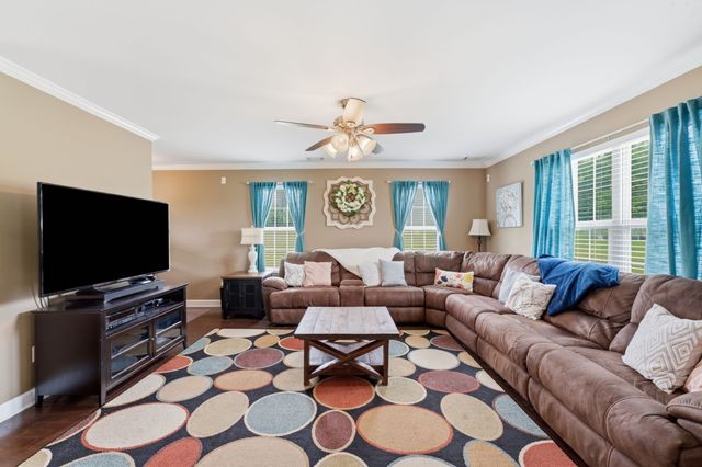 5490 Big Springs Rd, Lebanon, TN 37090