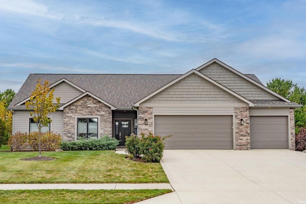 13038 Silk Tree Trail, Fort Wayne, IN 46814