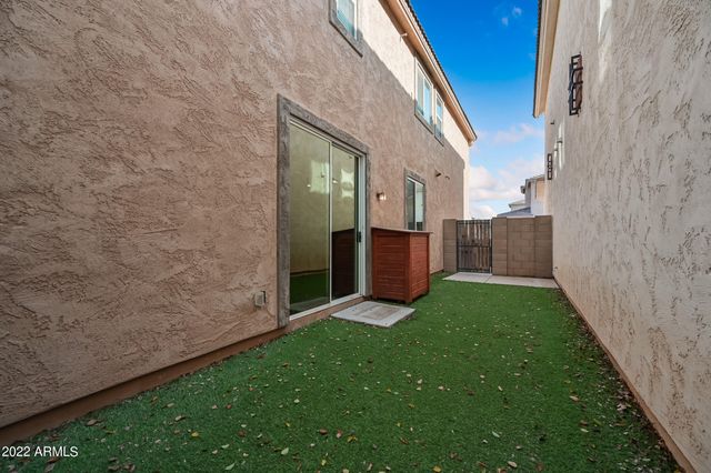 2185 S Sanders Drive, Gilbert, AZ 85295
