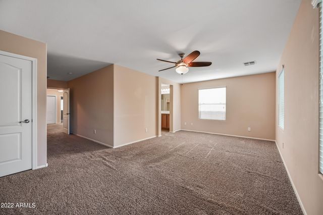 2185 S Sanders Drive, Gilbert, AZ 85295