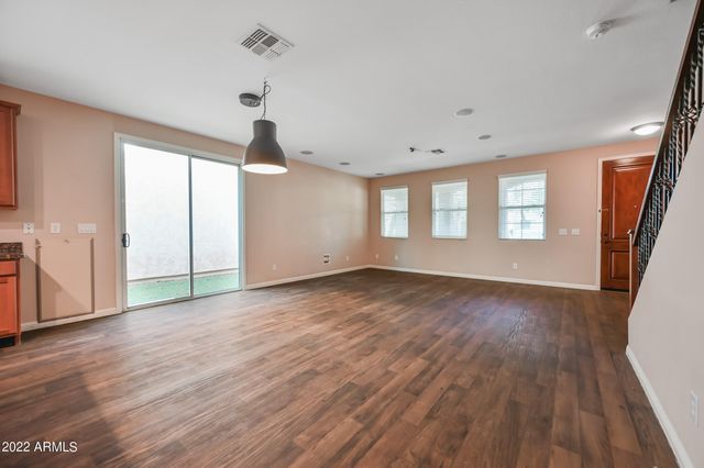 2185 S Sanders Drive, Gilbert, AZ 85295