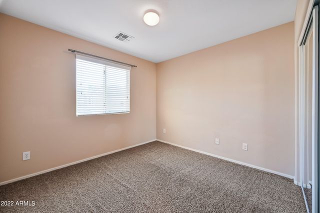 2185 S Sanders Drive, Gilbert, AZ 85295