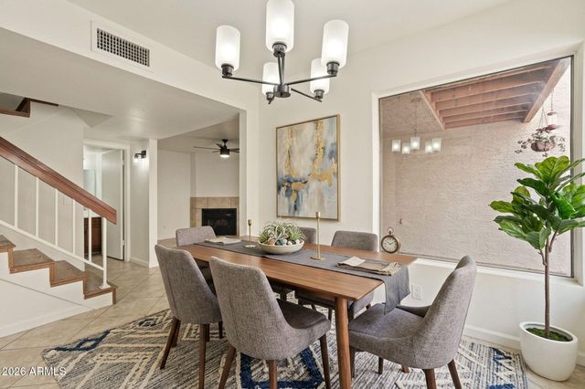 2834 S EXTENSION Road 1039, Mesa, AZ 85210
