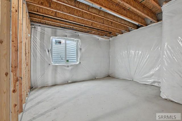 3076 Elixir Road, Ammon, ID 83406