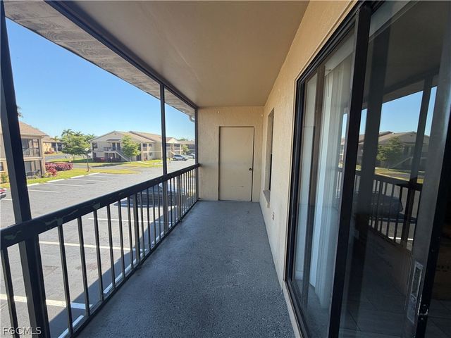 5329 Summerlin RD 2911, Fort Myers, FL 33919