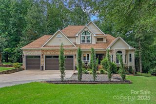 172 Tawny Bark Drive, Mooresville, NC 28117