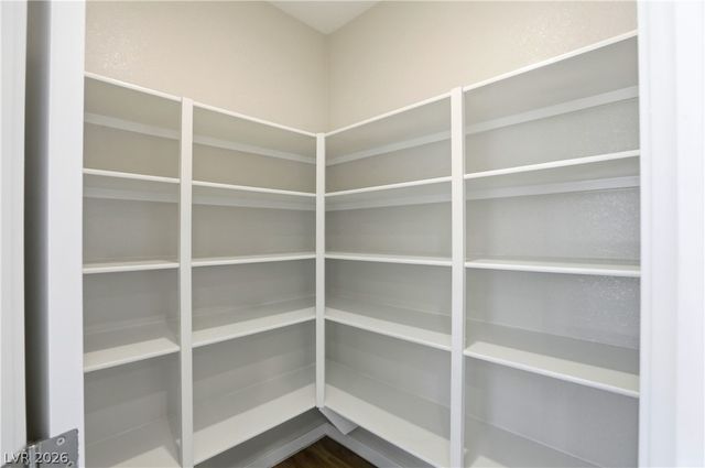 6938 Fordham Creek Street, North Las Vegas, NV 89084