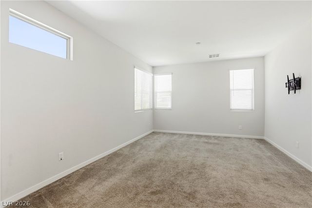 6938 Fordham Creek Street, North Las Vegas, NV 89084