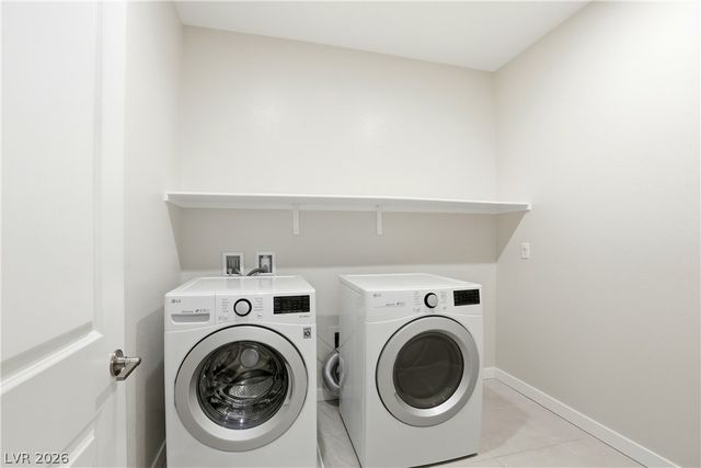6938 Fordham Creek Street, North Las Vegas, NV 89084