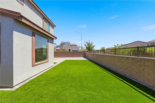 6938 Fordham Creek Street, North Las Vegas, NV 89084