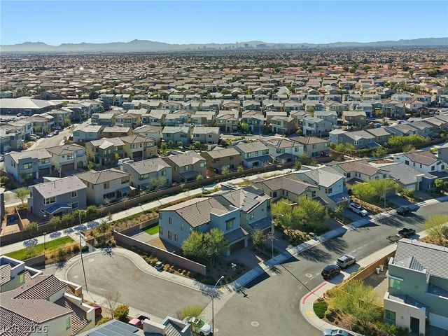 6938 Fordham Creek Street, North Las Vegas, NV 89084