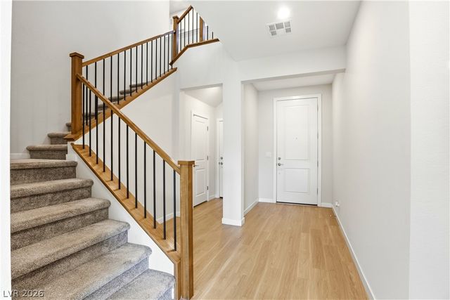 6938 Fordham Creek Street, North Las Vegas, NV 89084