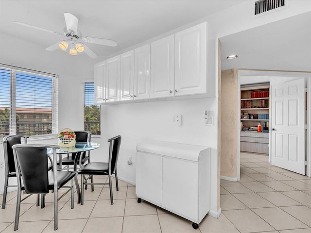 12511 Imperial Isle Drive 402, Boynton Beach, FL 33437