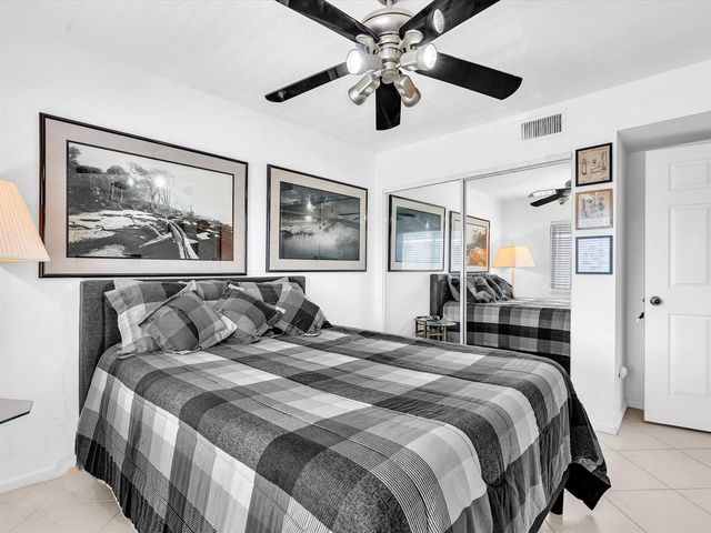 12511 Imperial Isle Drive 402, Boynton Beach, FL 33437