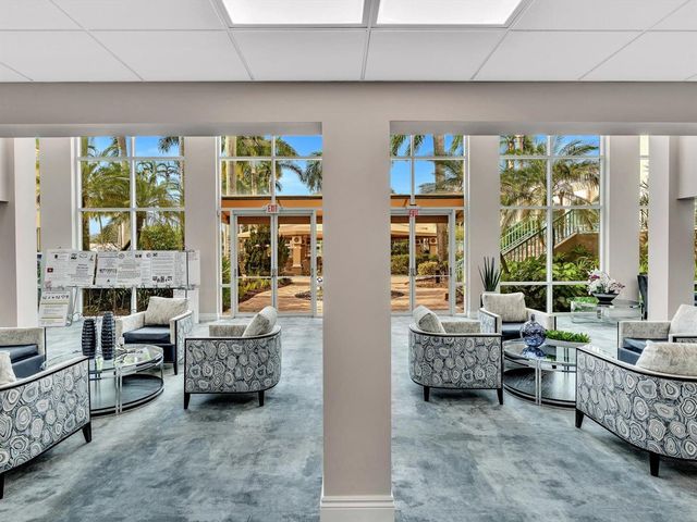 12511 Imperial Isle Drive 402, Boynton Beach, FL 33437