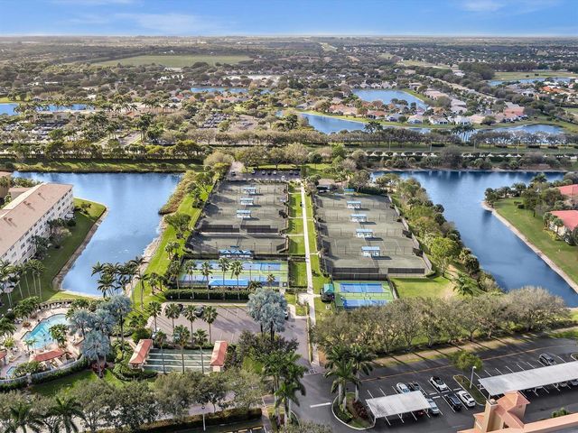12511 Imperial Isle Drive 402, Boynton Beach, FL 33437