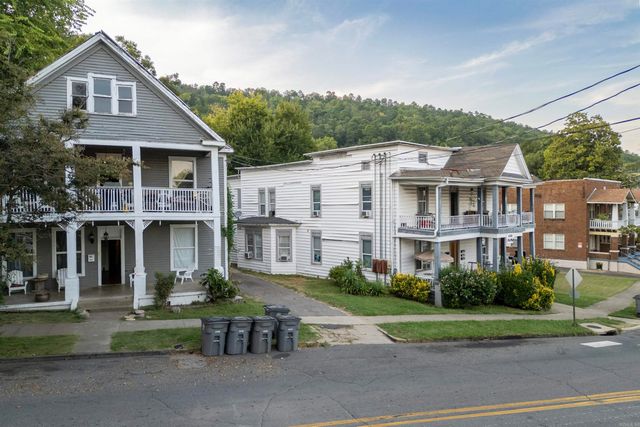 400 & 402 Quapaw Avenue, Hot Springs, AR 71901