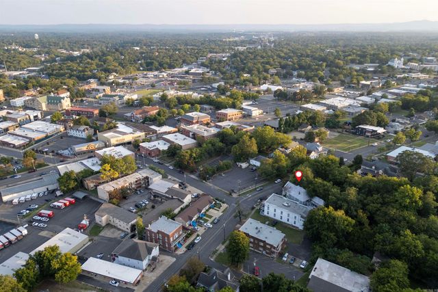 400 & 402 Quapaw Avenue, Hot Springs, AR 71901