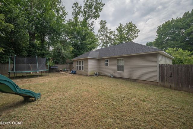 603 S Spring Street, Grove, OK 74344