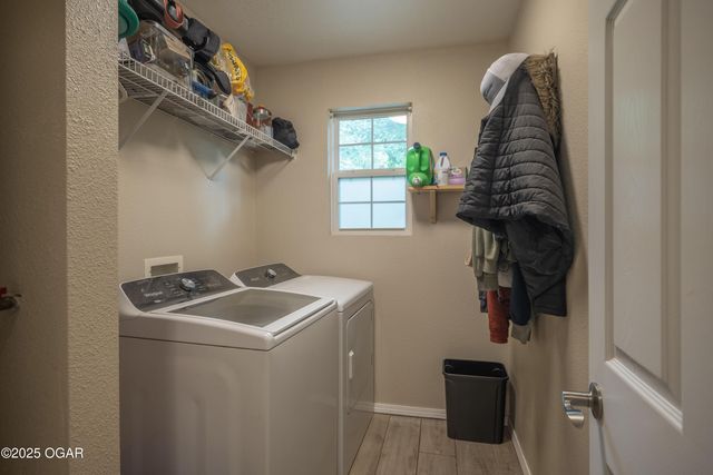 603 S Spring Street, Grove, OK 74344