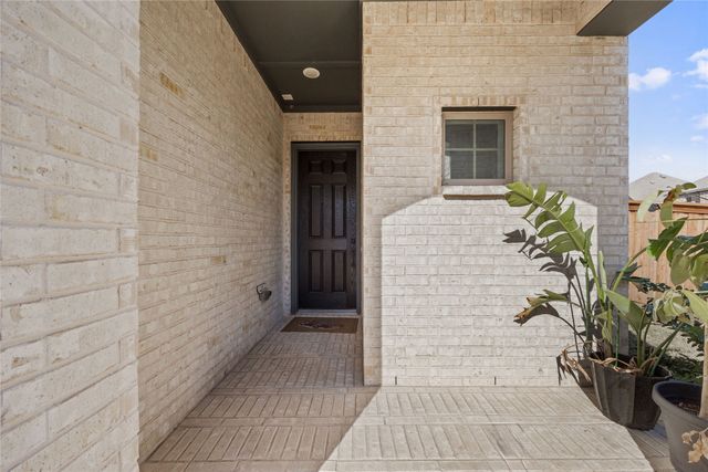 700 Red Fork Drive, Lewisville, TX 75056