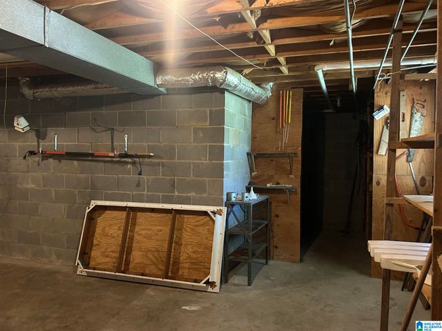 1415 HERNDON DRIVE, Weaver, AL 36277