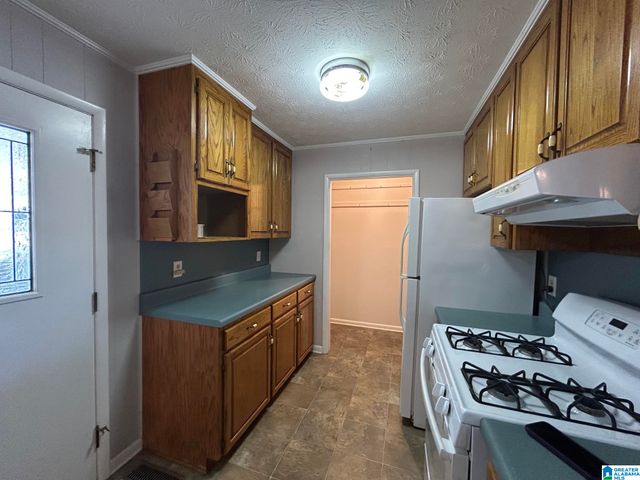 1415 HERNDON DRIVE, Weaver, AL 36277