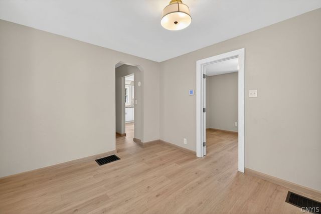 423 Wendell, Syracuse, NY 13203