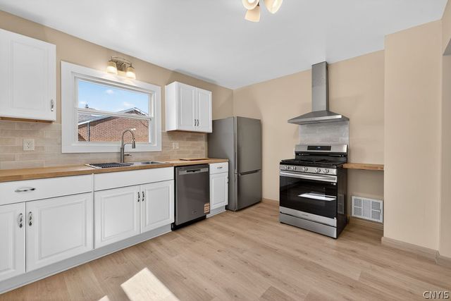 423 Wendell, Syracuse, NY 13203