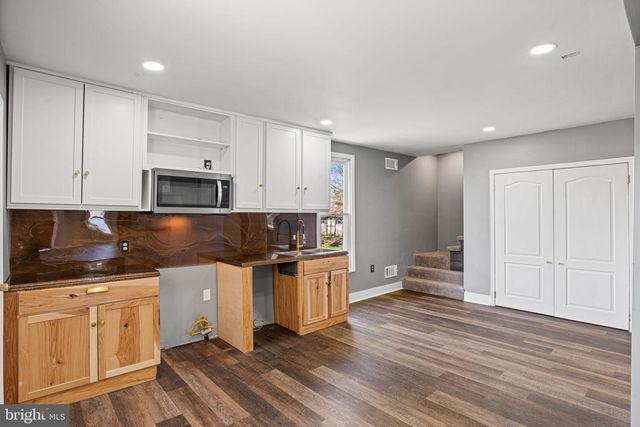 283 N LOCUST POINT ROAD, Mechanicsburg, PA 17050