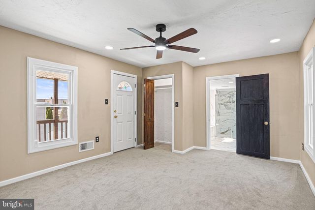 283 N LOCUST POINT ROAD, Mechanicsburg, PA 17050