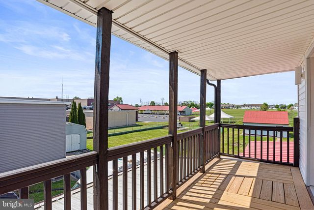 283 N LOCUST POINT ROAD, Mechanicsburg, PA 17050