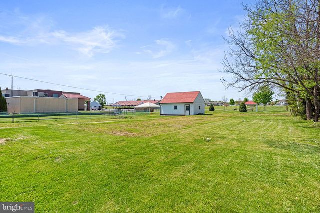 283 N LOCUST POINT ROAD, Mechanicsburg, PA 17050