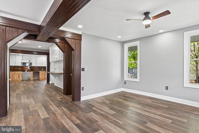 283 N LOCUST POINT ROAD, Mechanicsburg, PA 17050