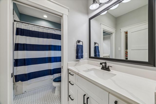 1767 De Milo Drive, Houston, TX 77018