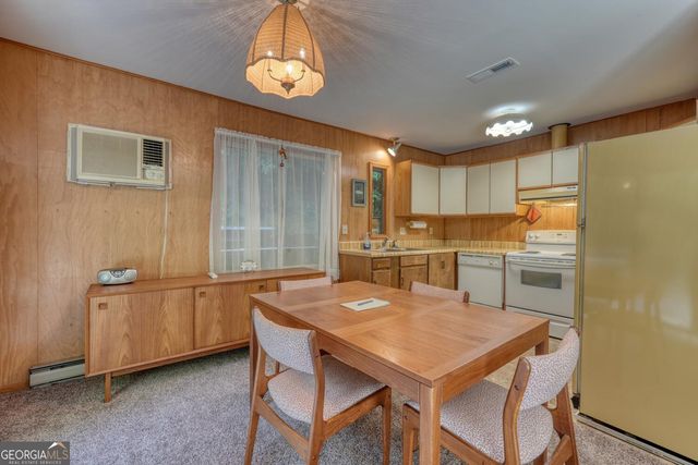 8088 Ivylog Gap Road, Young Harris, GA 30582