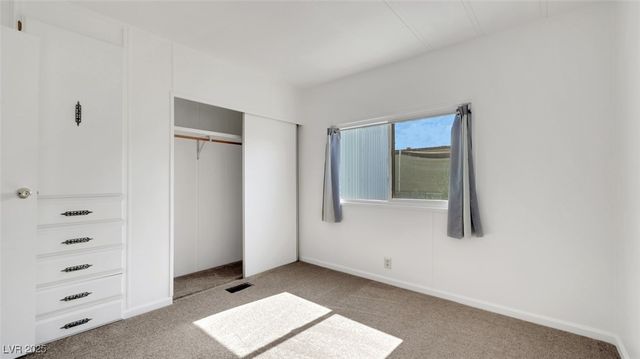 3599 Gulf Shores Drive, Las Vegas, NV 89122