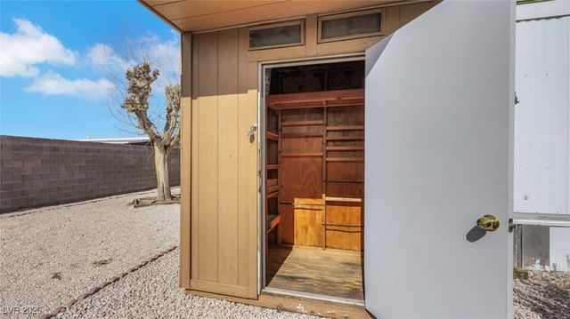 3599 Gulf Shores Drive, Las Vegas, NV 89122