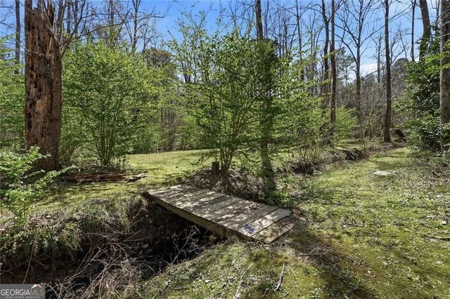 118 Jordan Lane, Talking Rock, GA 30175