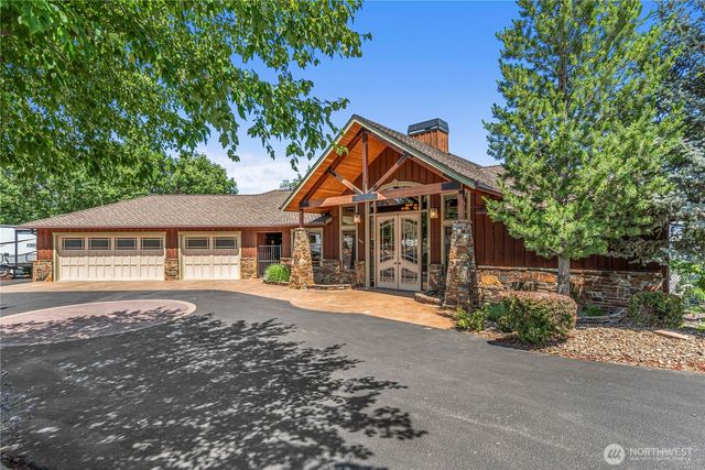 1680 Skyline Drive, Wenatchee, WA 98801