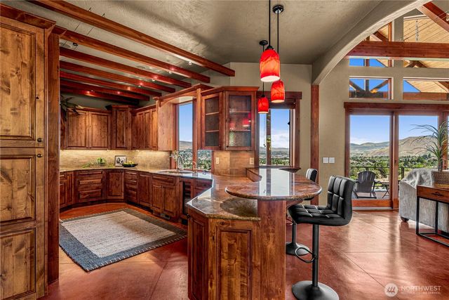 1680 Skyline Drive, Wenatchee, WA 98801